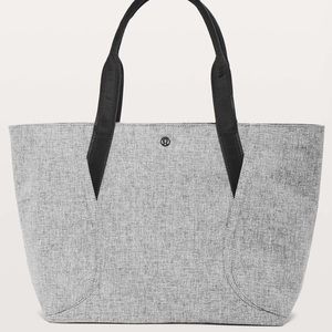Lululemon Tote